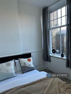 1 bedroom flat to rent, Streatham High Road, London, SW16