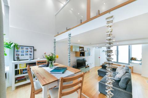1 bedroom flat to rent, Hardwicks Square, SW18