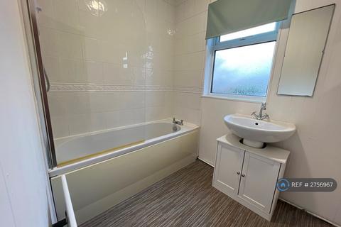 2 bedroom flat to rent, Fenham, Tyne And Wear, NE5