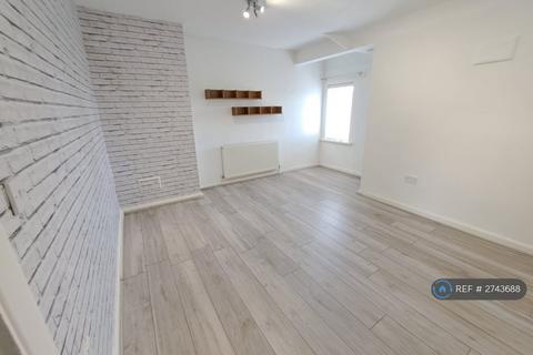 3 bedroom terraced house to rent, Dimsdale Grove, Birmingham, B31