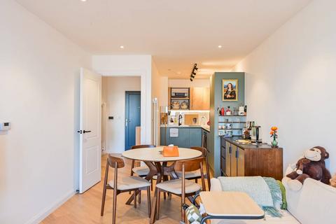 1 bedroom flat to rent, Icon Heights, N22, Harringay, London, N22