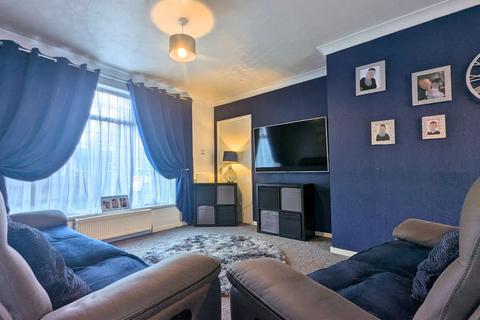 3 bedroom semi-detached house for sale, West Grange Road, Leeds
