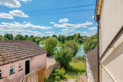 3 bedroom maisonette to rent, Mere Street, Diss