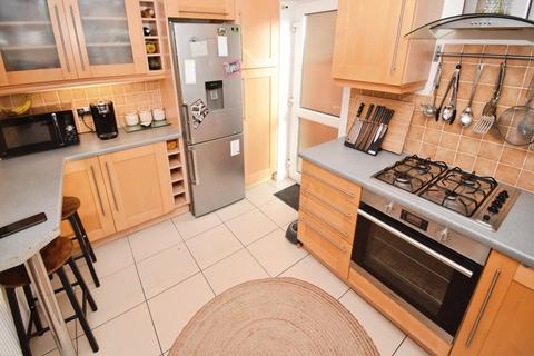 3 bedroom semi-detached house for sale, Dunvegan Close, Coventry CV3