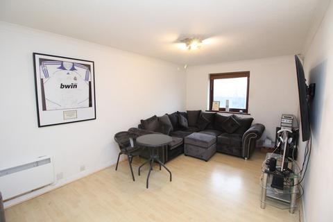 1 bedroom apartment to rent, The Pantiles, CM12