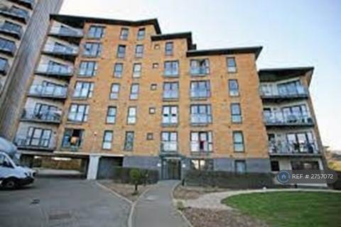 1 bedroom flat to rent, Gateway Court, Ilford, IG2