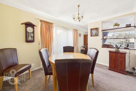 3 bedroom detached bungalow for sale, Victoria Road, Diss