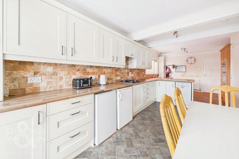 undefined, Victoria Road, Diss