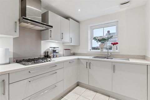 undefined, East Field, Great Horwood, Milton Keynes