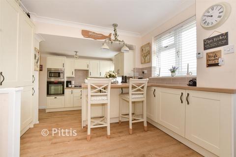 2 bedroom semi-detached house for sale, Jeals Lane, Sandown, Isle of Wight