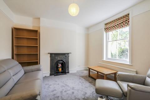1 bedroom flat to rent, Queen's Club Gardens, London W14