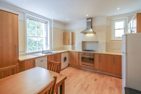 1 bedroom flat to rent, Queen's Club Gardens, London W14