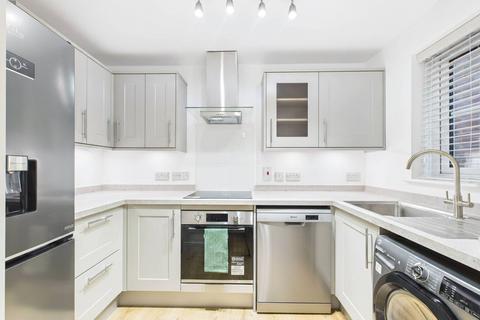 2 bedroom apartment for sale, Alston Gardens, Maidenhead, Berkshire, SL6