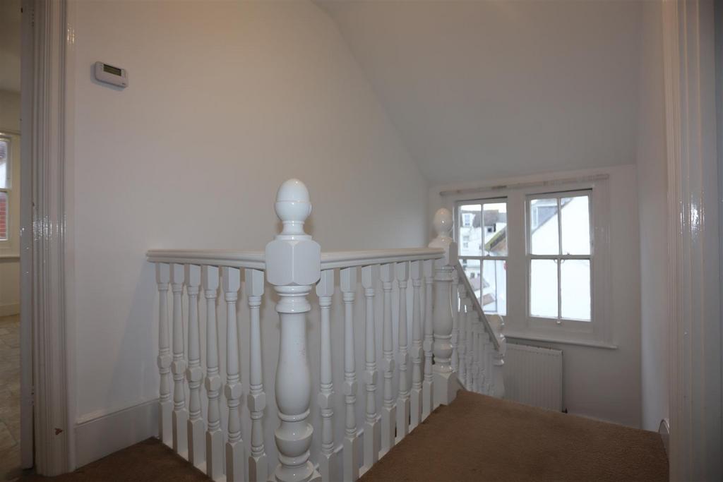 4, 2 east drive (1).jpg