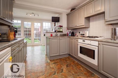 3 bedroom semi-detached house for sale, Lackford Close, Norwich NR13