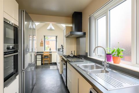 2 bedroom semi-detached bungalow for sale, Horseman Avenue, Copmanthorpe, York, YO23 3UF