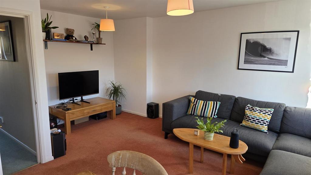 Hanstone Close 1.jpg
