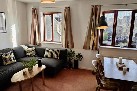 undefined, Hanstone Close | Cirencester GL7