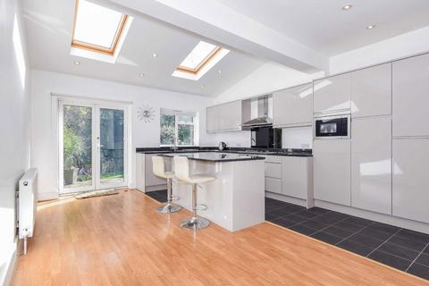 3 bedroom house to rent, Eridge Road, London W4