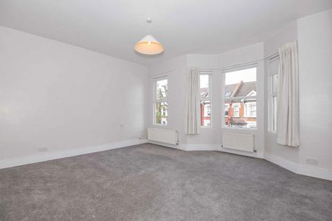 3 bedroom house to rent, Eridge Road, London W4