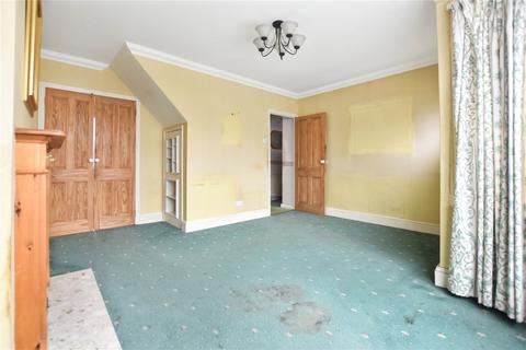 3 bedroom end of terrace house for sale, Shirley Avenue, Bexley, Kent, DA5