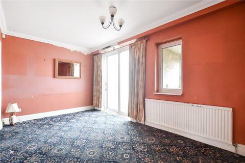 3 bedroom end of terrace house for sale, Shirley Avenue, Bexley, Kent, DA5