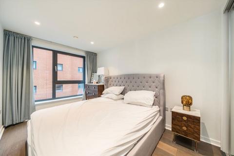 1 bedroom flat to rent, Chartfield Avenue, London SW15