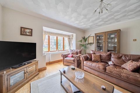 4 bedroom detached house for sale, Oak Drive, Reading RG7