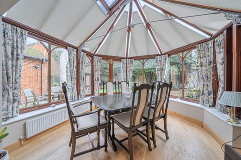 4 bedroom detached house for sale, Oak Drive, Reading RG7