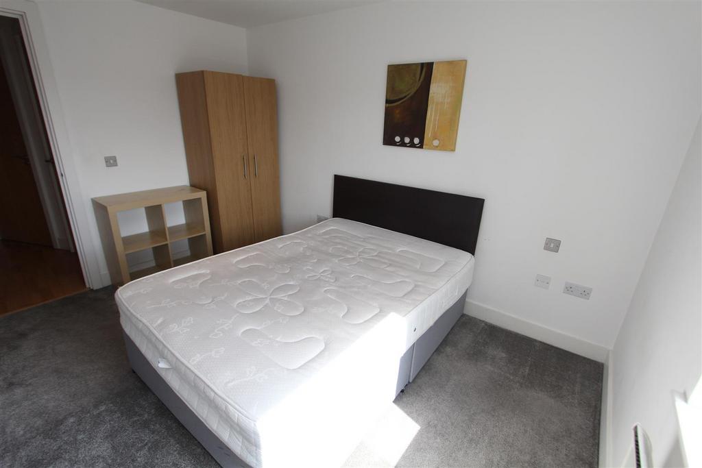 Bedroom1.JPG