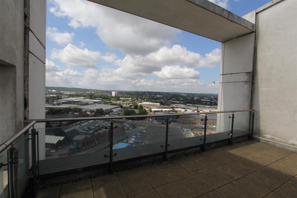 Terrace2.JPG
