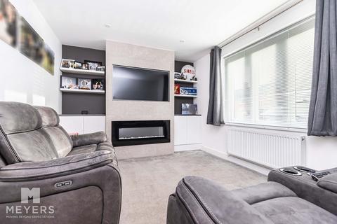 3 bedroom semi-detached house to rent, Amethyst Road, Christchurch, BH23 3