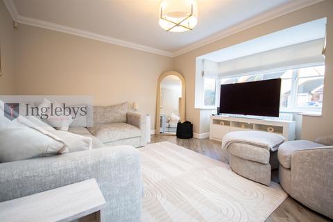 4 bedroom house for sale, Deepdene Grove, Redcar
