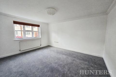 1 bedroom flat for sale, William Street, Carshalton