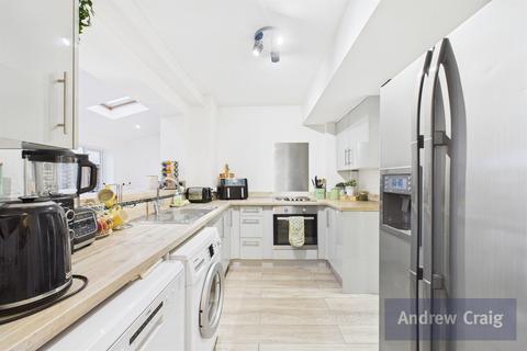 4 bedroom semi-detached house for sale, Norham Close, Wideopen