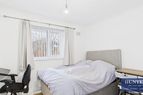 2 bedroom flat for sale, Cotfield Walk, Bensham, Gateshead
