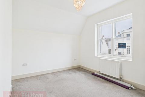 2 bedroom flat to rent, High Street, Rottingdean, Brighton