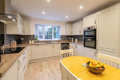 2 bedroom detached bungalow for sale, Robin Hill, Heacham