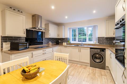 2 bedroom detached bungalow for sale, Robin Hill, Heacham