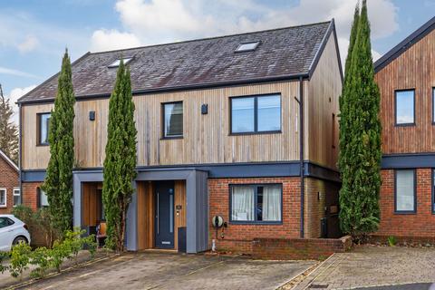 undefined, Queens Road, Winchester, SO22