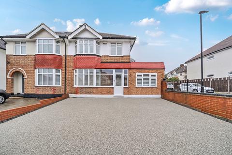 3 bedroom semi-detached house for sale, Dumbreck Road, London
