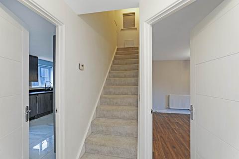 3 bedroom detached house to rent, Sharp Way, Kinsley