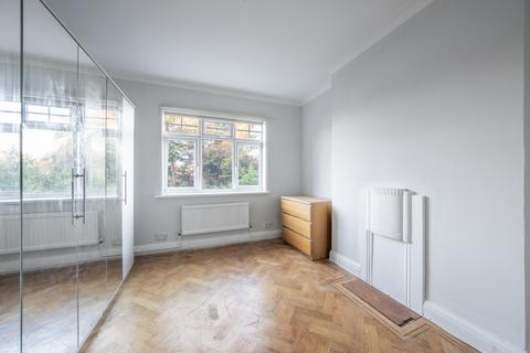 2 bedroom apartment to rent, Hurstwood Court, London NW11
