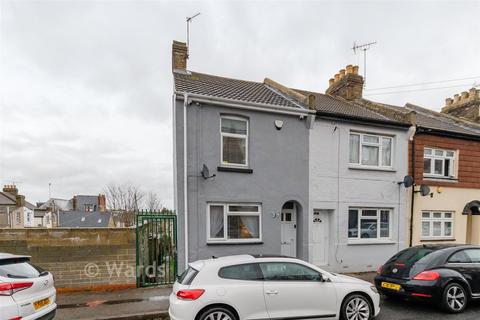 2 bedroom end of terrace house for sale, Glencoe Road, Chatham, Kent