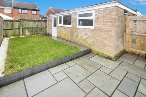 3 bedroom semi-detached house for sale, Grosmont Close,Howdale Road