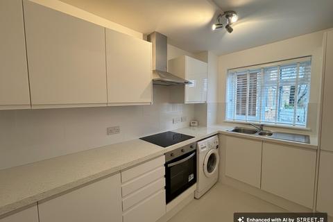 2 bedroom flat to rent, Hatherley Crescent, Sidcup, DA14