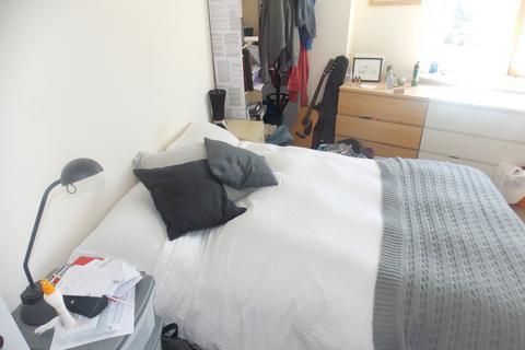 2 bedroom apartment to rent, Augustine Bell Tower , Pancras Waay, Bow E3