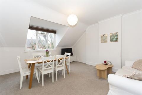 1 bedroom flat to rent, St James Terrace, Boundaries Road SW12