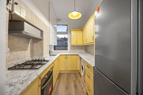 1 bedroom flat to rent, Colney Hatch Lane, Muswell Hill N10