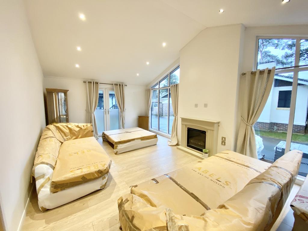 Large Lounge